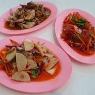 เมนูของร้าน ยำยั่ว Yum Yours สุขุมวิท101