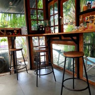 บรรยากาศ PEA Volcano Cafe’