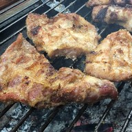 ข้าวต้มแม่อนงค์ (เจ้าเก่าริมเขื่อน)