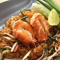 ผัดไทย กระทะร้อน