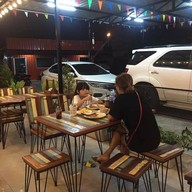 บรรยากาศ สเต็กอิ่มฮับ สาขาพระประแดง พระประแดง