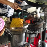 ขนมเบื้องญวนย่าแช่ม