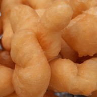 ึปาท่องโก๋เกลียวมิกซ์ ปาท่องโก๋ น้ำเต้าหู้ -