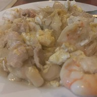 ครูหมู(ร้านต้นตระกูลยมจินดา)