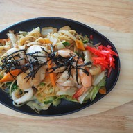 เมนู ยูทากะ ซูชิ Yutaka sushi &Japanese food