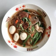 ก๋วยเตี๋ยวหมูตุ๋น