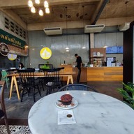 MarKoff Coffee บีฮายเดอะวอล