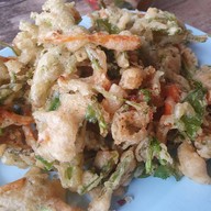 แพอาหารรุ่ง ชัยนาท
