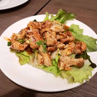 Ribs&Wings ท่ามหาราช