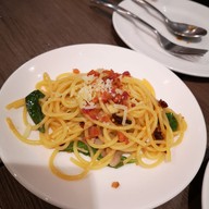 Ribs&Wings ท่ามหาราช