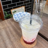 เมนูของร้าน introvert