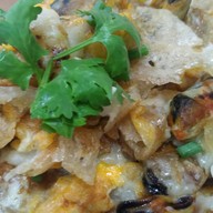 บ้านเข็มทอง