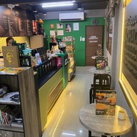 ชาวดอยคอฟฟี่ ถนนสรรพาวุธ สี่แยกบางนา