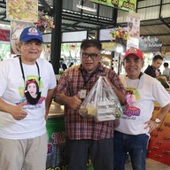 ขนมจีนน้ำยาใต้เเม่เพ็ญศรี