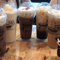 ชมเฌย coffee and cake พระสมุทรเจดีย์