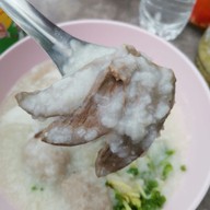 เมนูของร้าน โจ๊กหมูดึ๋ง