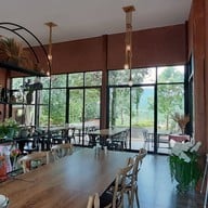 บรรยากาศ ร้านอาหารสวนผึ้งไฮแลนด์