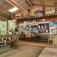 ส้มตำคลาสสิค The Beatles Station
