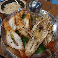 เมนูของร้าน SIRE Beachfront Restaurant เขาหลัก