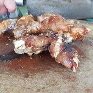 เมนูของร้าน ลุงเสิร์ฐ หมูย่าง แม่จัน