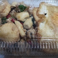 เมนูของร้าน กะเพราคุณแม่byลาเต้
