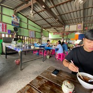 ชายลม ก๋วยเตี๋ยวไก่มะระ