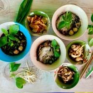 ก๋วยเตี๋ยวเรือ ป ประทีป นิมิตใหม่ นิมิตใหม่