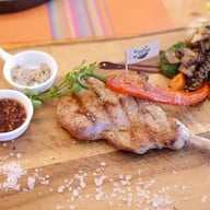 เมนูของร้าน Meat Station หรู ริม ทาง