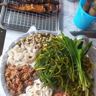 เมนูของร้าน ร้านลาบสุรินทร์ บ้านหม้อ