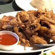 แสงทอง เทอเรส