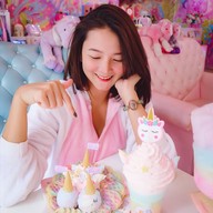 Unicorn Café สาทร