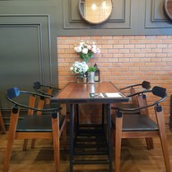 Luciano Coffee Bar