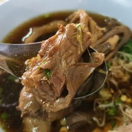 รุ่งไผ่เจริญ