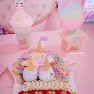 Unicorn Café สาทร