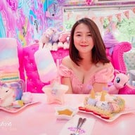 Unicorn Café สาทร