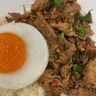 เมนูของร้าน ต้นกะเพรา แก่งคอย