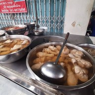 ก๋วยเตี๋ยวไก่ป้านิด สาขา2