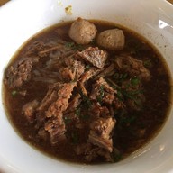 ก๋วยเตี๋ยวเรือบัวนา