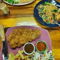สเต็กเด็กแนว By ลุงหลง ป่าตอง