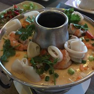 หมี่คลุกหมูไก่ 0