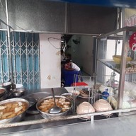 ก๋วยเตี๋ยวไก่ป้านิด สาขา2