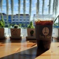 หน้าร้าน Fin Coffee Fin coffee Bang-pa-in