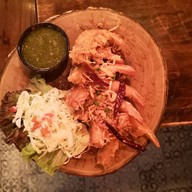 Buff Bar & Bistro สะพานควาย