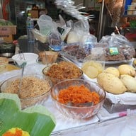 พ.ไพลิน ข้าวเหนียวมะม่วง