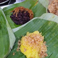 พ.ไพลิน ข้าวเหนียวมะม่วง