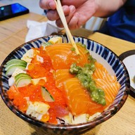 เมนูของร้าน Sushi Roku The Promenade