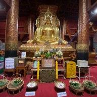 ถนนคนเดินหน้าวัดภูมินทร์