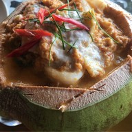 เมนูของร้าน สุภัทรา บาย เดอะ ซี