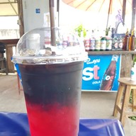 เมนูของร้าน น้องปุยฝ้ายก๋วยเตี๋ยวต้มยำไข่ลวก ณ เชียงแสน