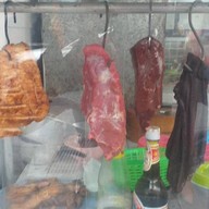 ร้านลาบสุรินทร์ บ้านหม้อ